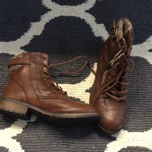 Brown boots